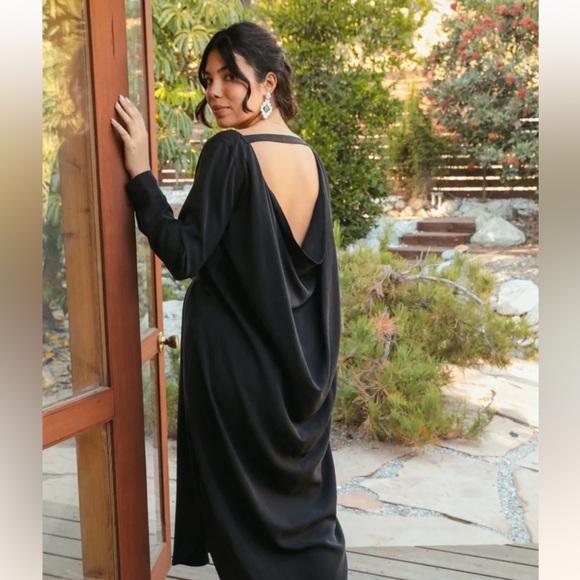 ODDBIRD Limited Edition Gina Dress in Black XS - Picture 2 of 13